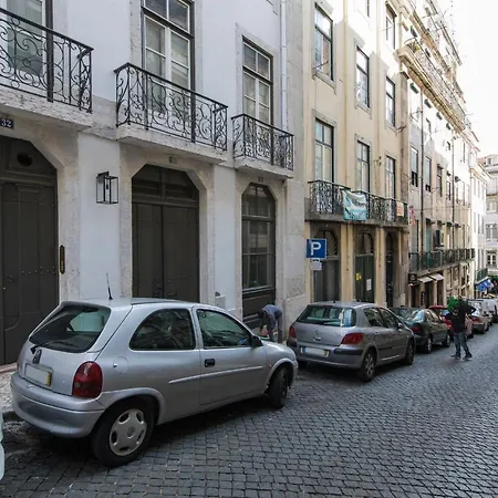 アパート Charming 3 Bedroom Wonder Downtown By Lovelystay