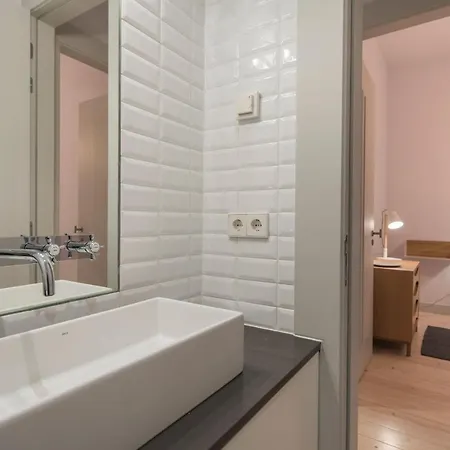 アパート Charming Baixa 3Br With Balcony By Lovelystay *