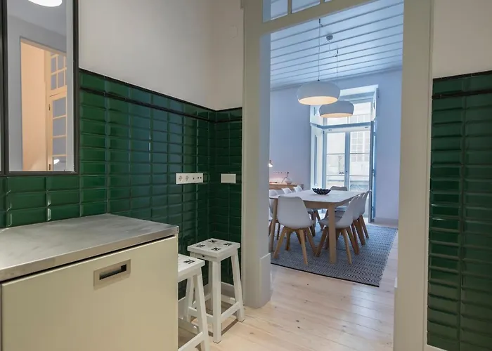 Charming 3 Bedroom Wonder Downtown By Lovelystay * 리스본