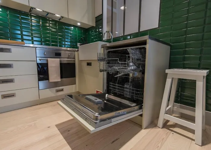 Charming 3 Bedroom Wonder Downtown By Lovelystay 아파트