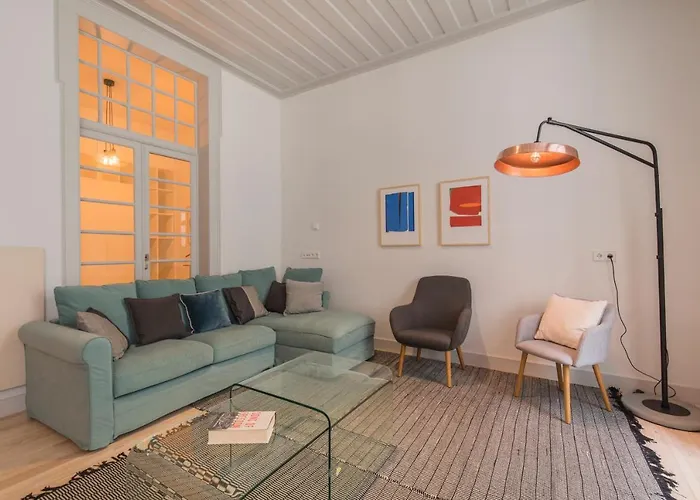 Charming 3 Bedroom Wonder Downtown By Lovelystay 리스본