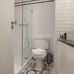 アパート Charming 3 Bedroom Wonder Downtown By Lovelystay