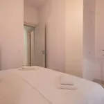 Charming 3 Bedroom Wonder Downtown By Lovelystay *