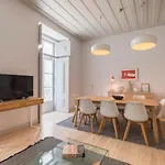 Charming 3 Bedroom Wonder Downtown By Lovelystay リスボン