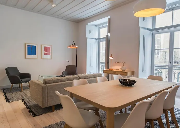 Charming 3 Bedroom Wonder Downtown By Lovelystay 리스본