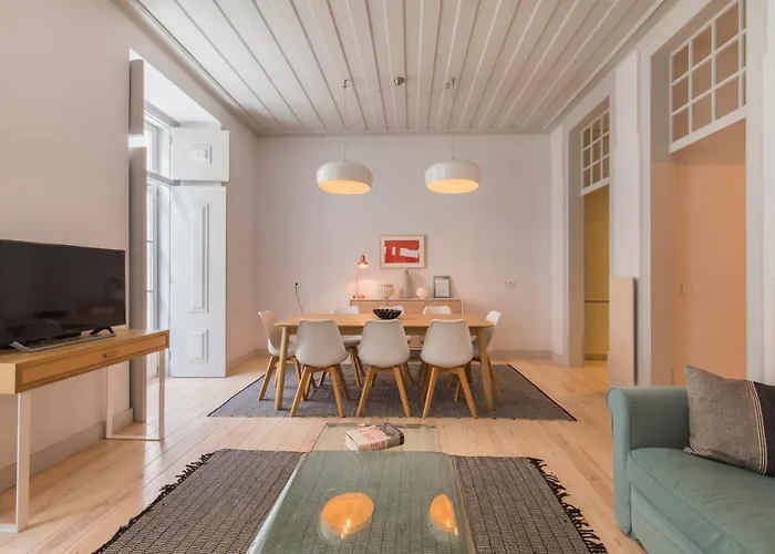 Charming 3 Bedroom Wonder Downtown By Lovelystay * 리스본